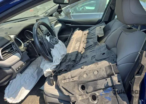 2023 Toyota Camry Xle V6 z USA, uszkodzony, nr VIN 4T1FZ1AK8PU076246